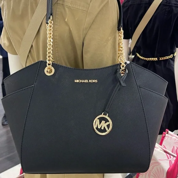 Michael Kors MICHAEL KORS
Jet Set Large Saffiano Leather Shoulder Tote Bag
NWT - Picture 6 of 16